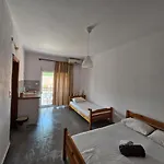 Eleni House Appartamento Vrasná