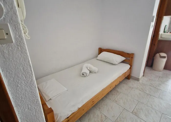 Eleni House Apartment *