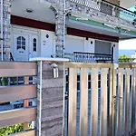 شقة Eleni House