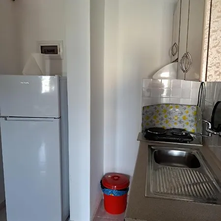 Apartment Eleni House Nea Vrasna
