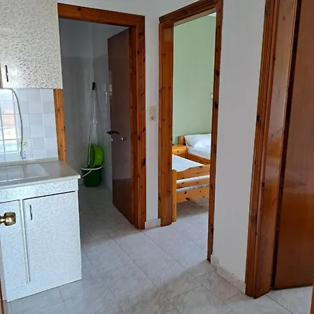 Eleni House Nea Vrasna