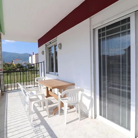 Eleni House *