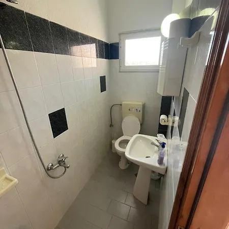 Eleni House Apartment *