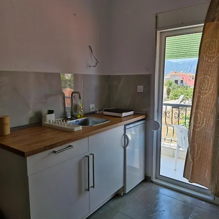 Lägenhet Eleni House