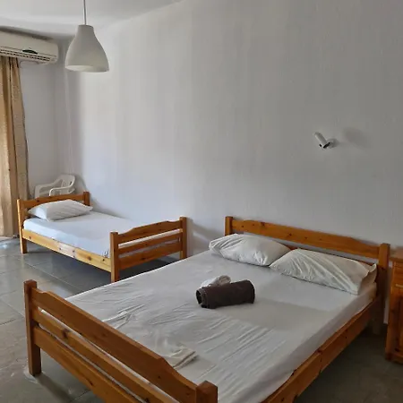 Eleni House * Vrasná