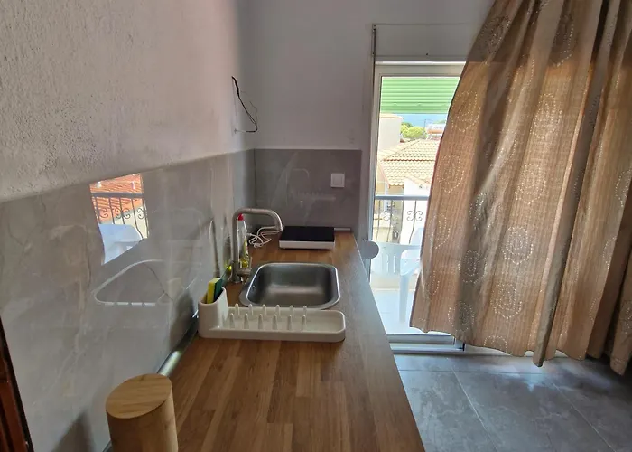 Eleni House شقة *