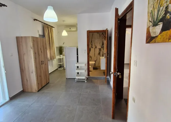 Eleni House شقة *